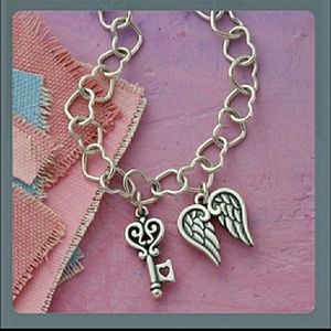 📿🆕James Avery Connected Hearts Bracelet (charm's not included) Sterling Silver